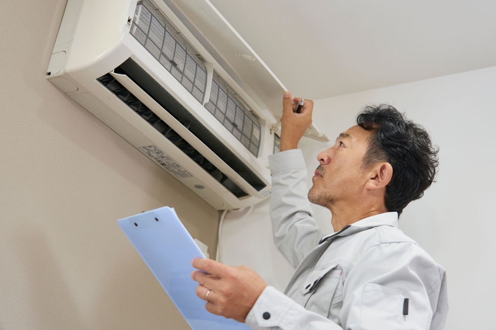 エアコン修理を依頼する前に確認したいこと｜問い合わせ時に伝える内容を解説